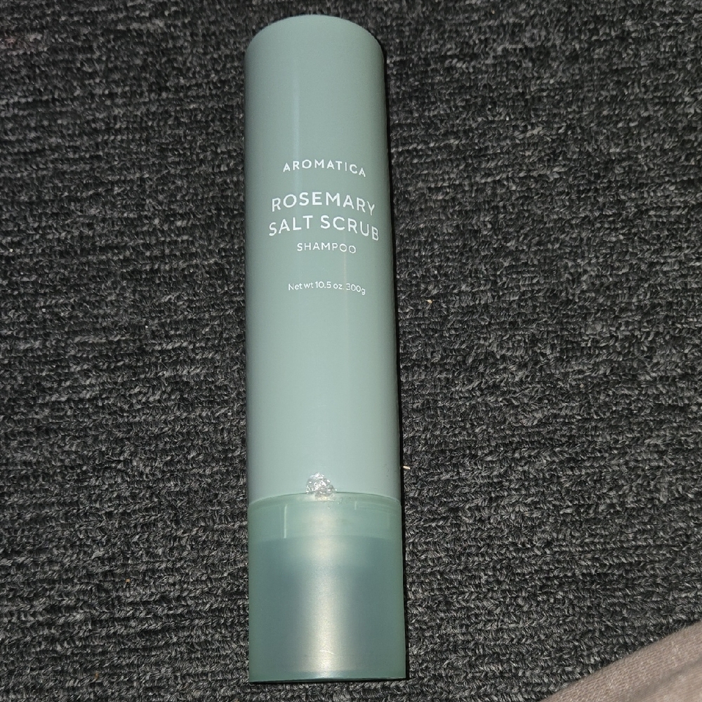 Aromatica Rosemary Salt Scrub Shampoo..like New
